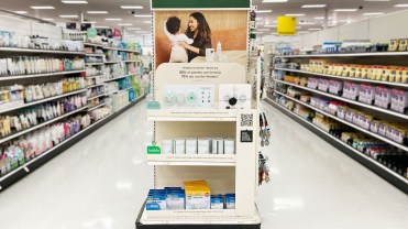 The combo-feeding endcap featuring Elaine Welteroth, journalist, mother, activist, and inaugural Bobbie MotherBoard member.